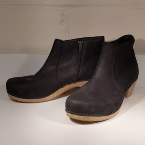 Dansko Maria Zip Up Ankle Bootie Sz 11.5 - 12
